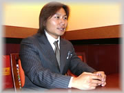 代表取締役 慶野 暁峰